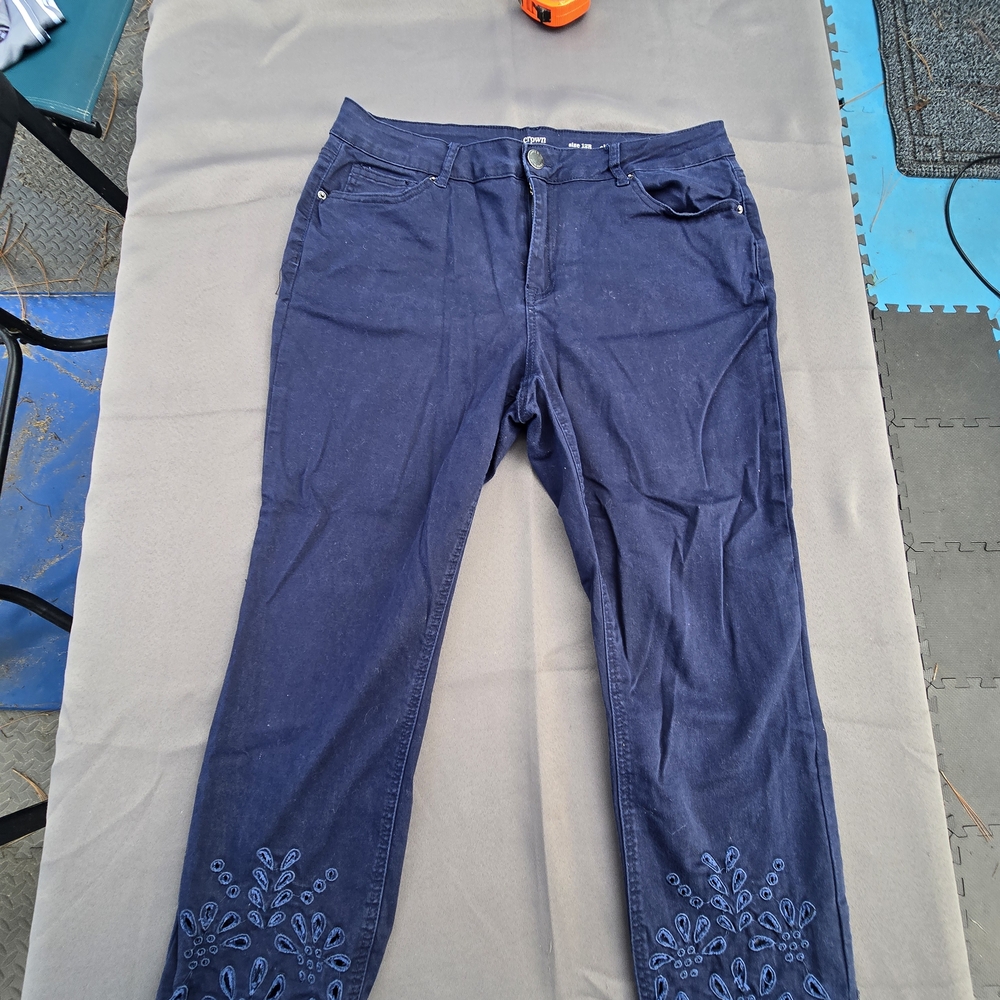 Crown & Ivy Blue Skinny Pants with Embroidered Hem 12R